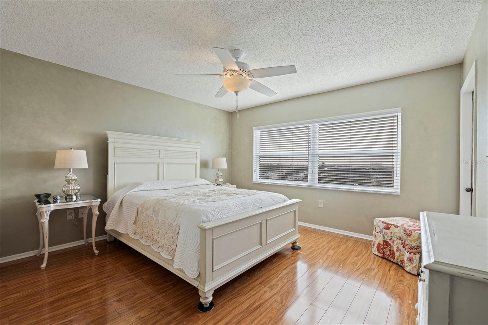 Image 18 of 44 For 1320 Pasadena Avenue S 605