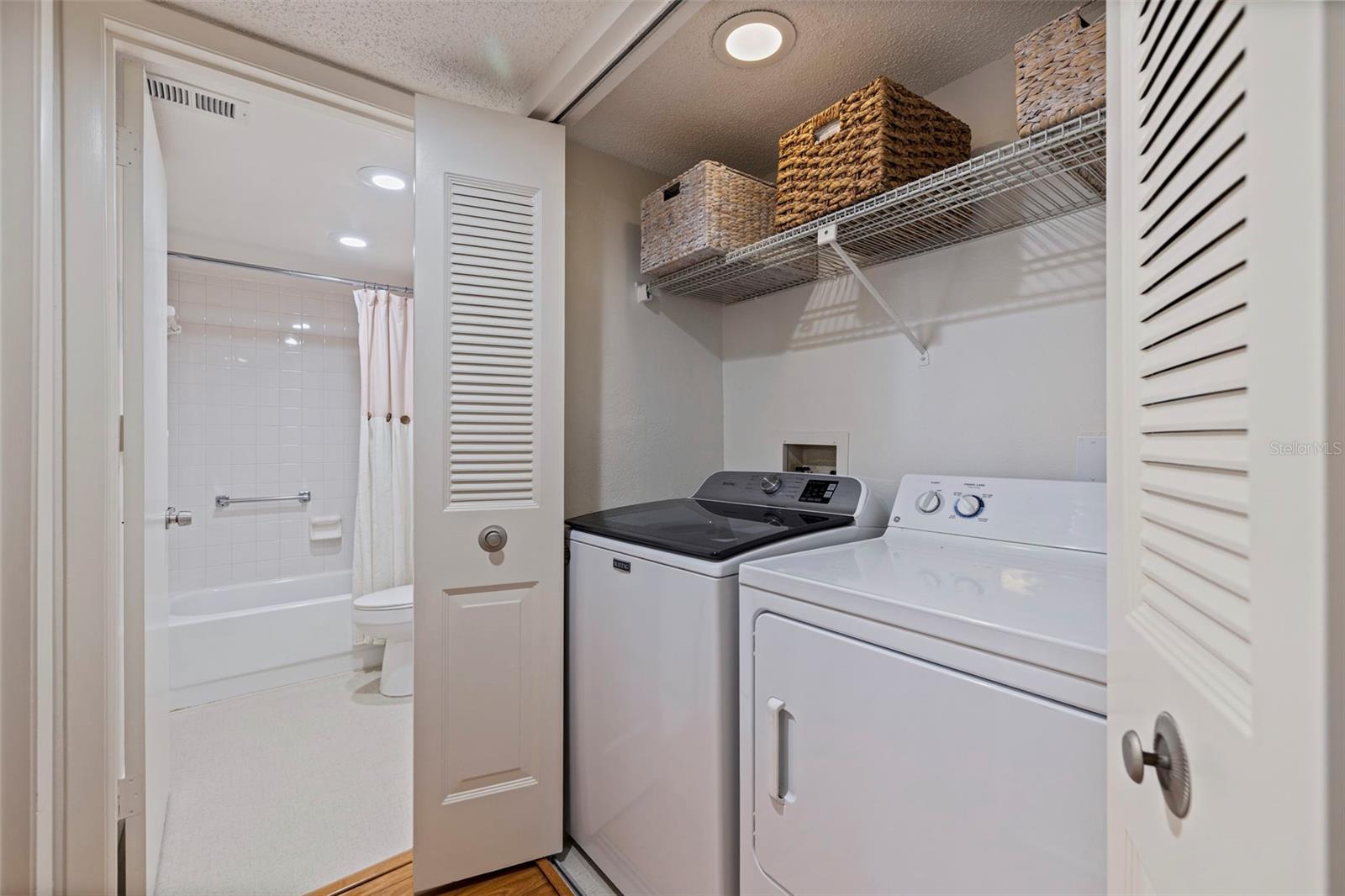 Image 26 of 44 For 1320 Pasadena Avenue S 605