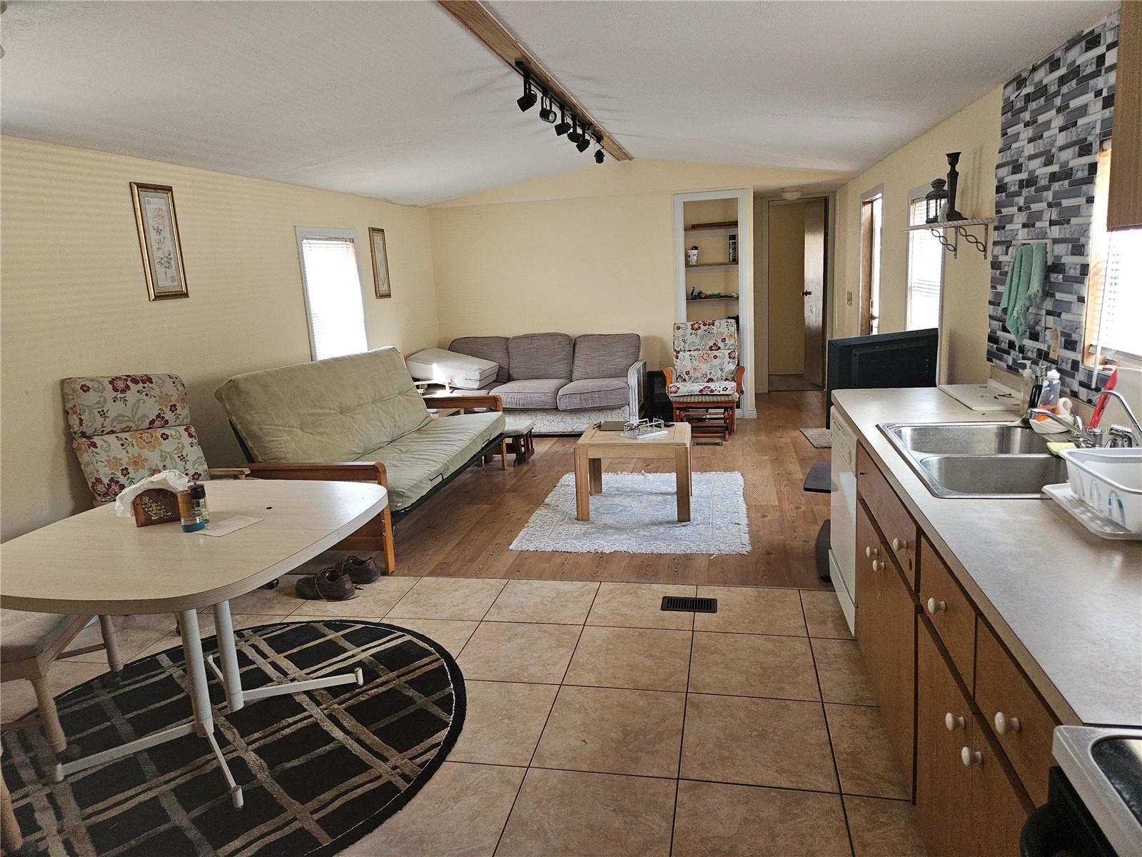 Image 2 of 5 For 11930 Caton Avenue