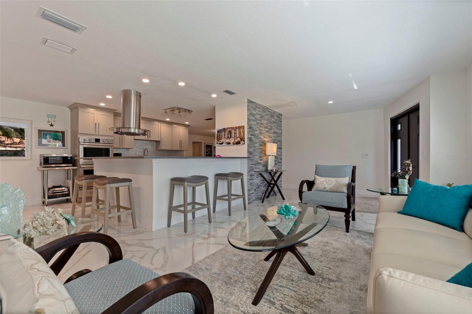 Image 11 of 46 For 153 58th Avenue S