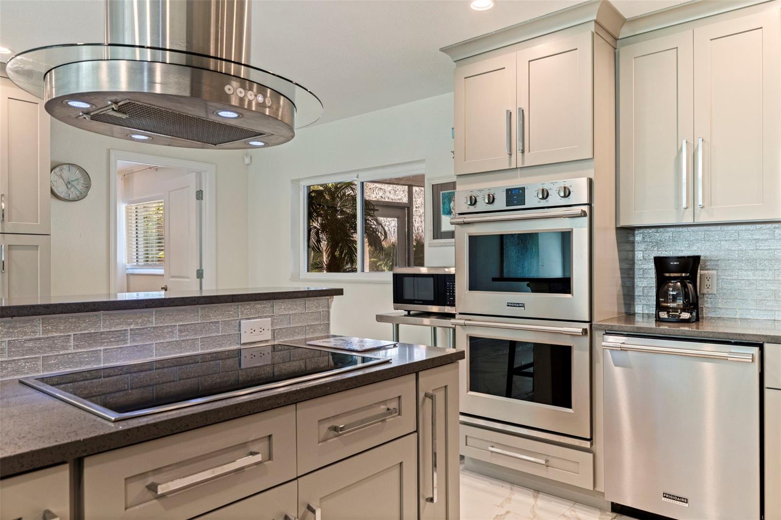 Image 15 of 46 For 153 58th Avenue S