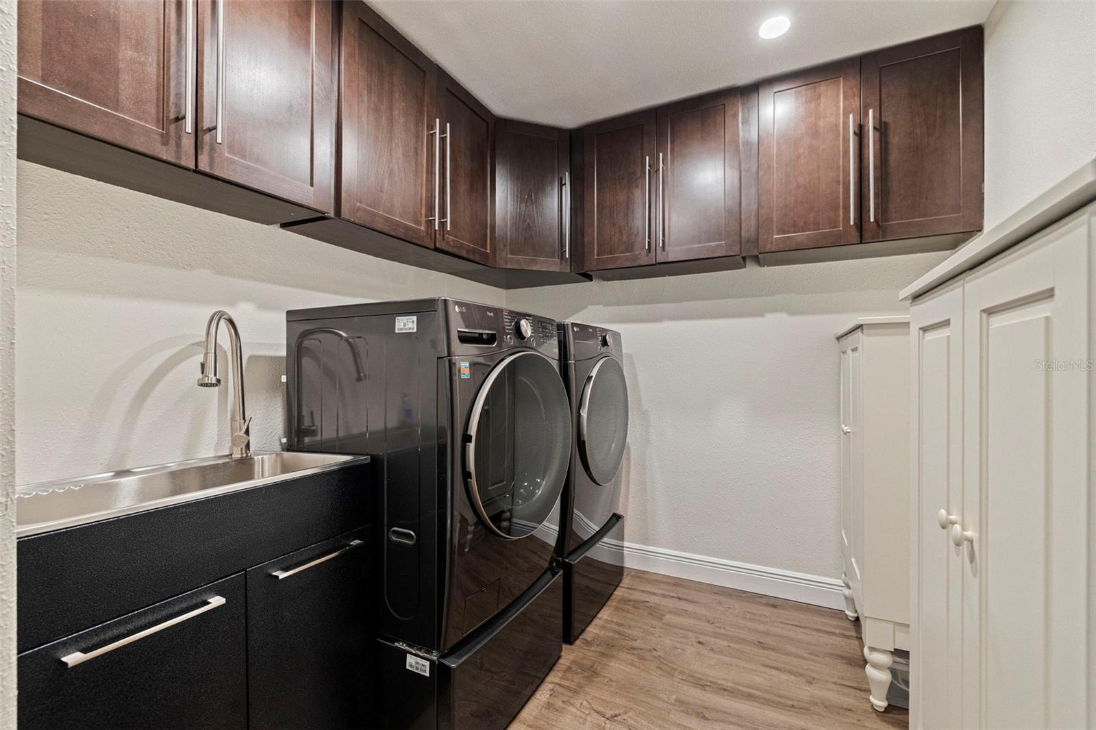 Image 24 of 46 For 153 58th Avenue S