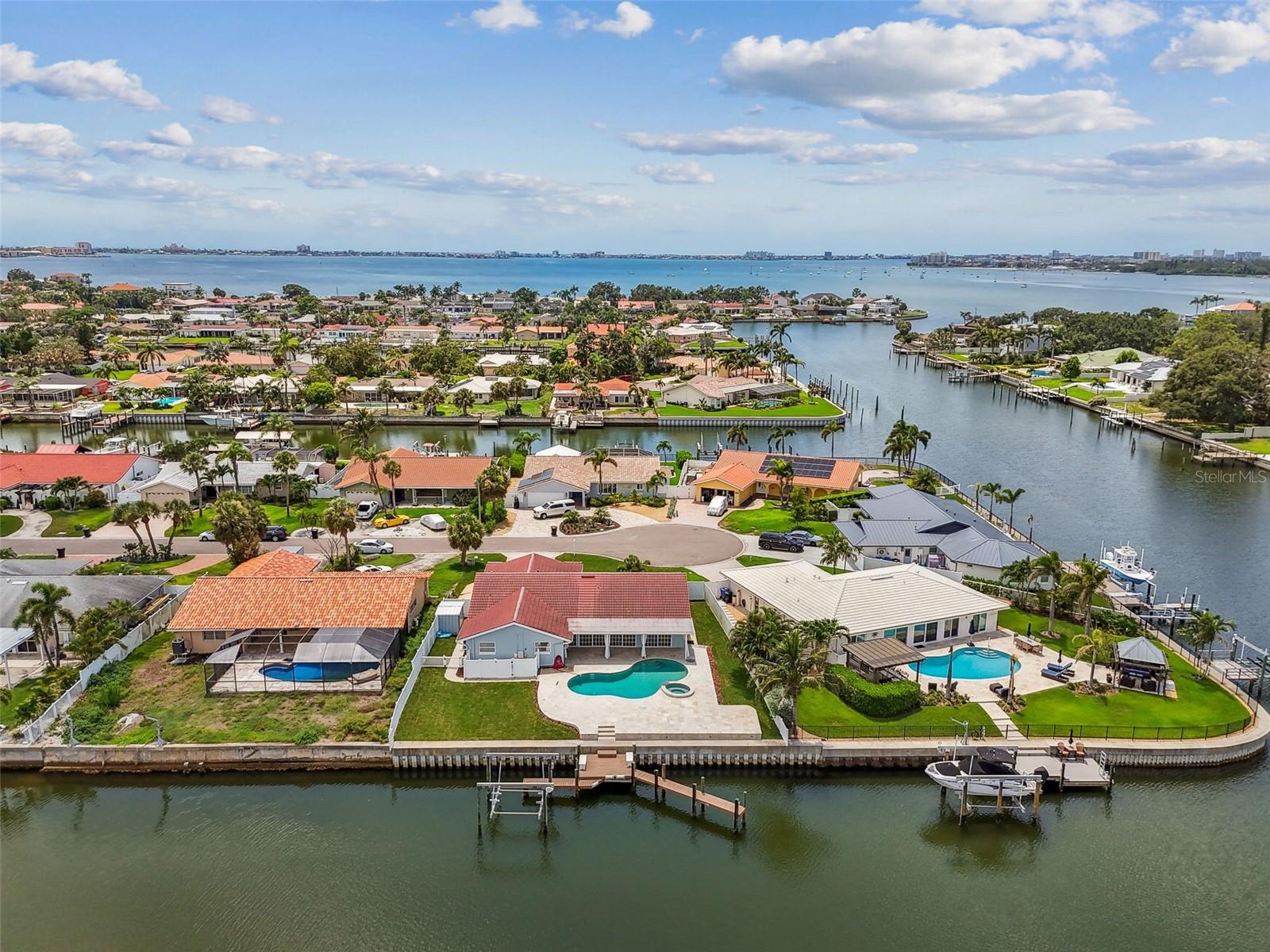 Details for 4328 40th Street S, ST PETERSBURG, FL 33711