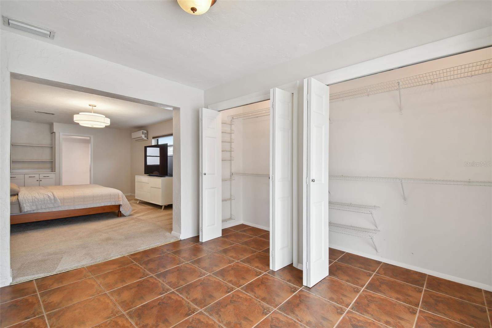 Image 27 of 81 For 4328 40th Street S