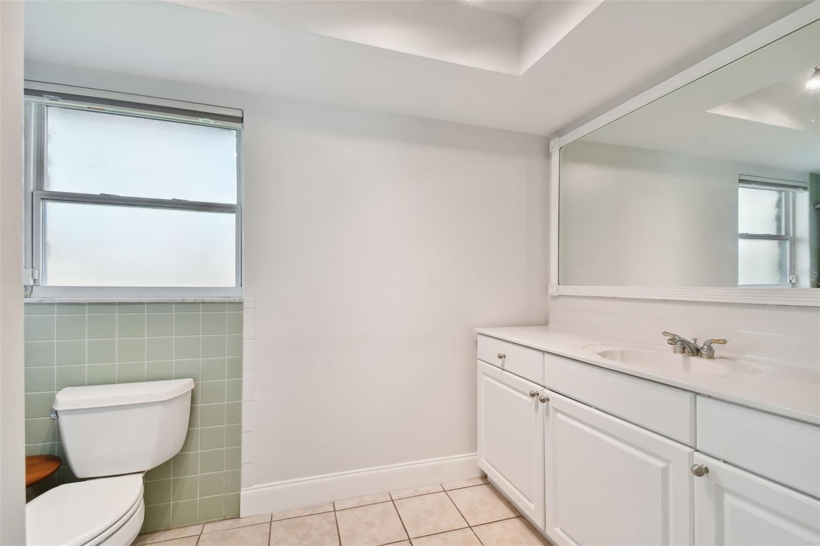 Image 28 of 81 For 4328 40th Street S