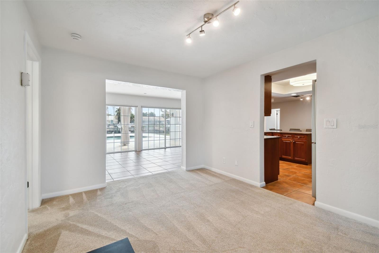 Image 37 of 81 For 4328 40th Street S