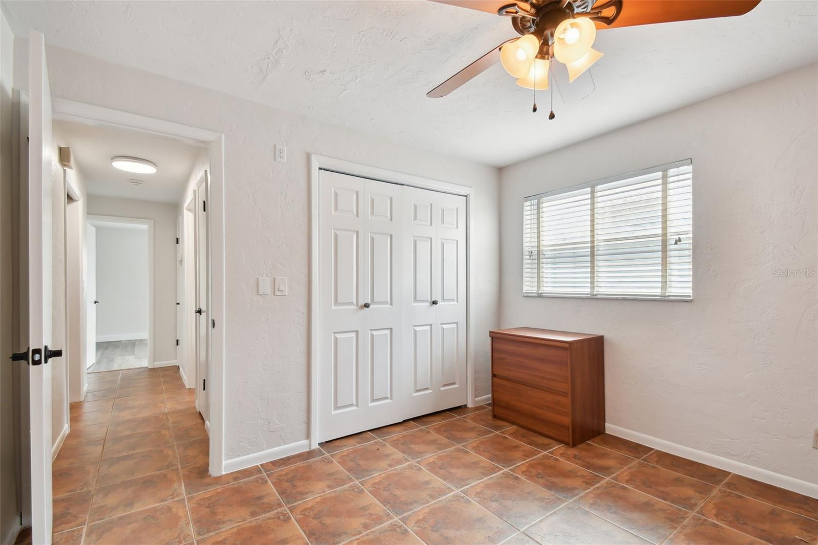 Image 47 of 81 For 4328 40th Street S