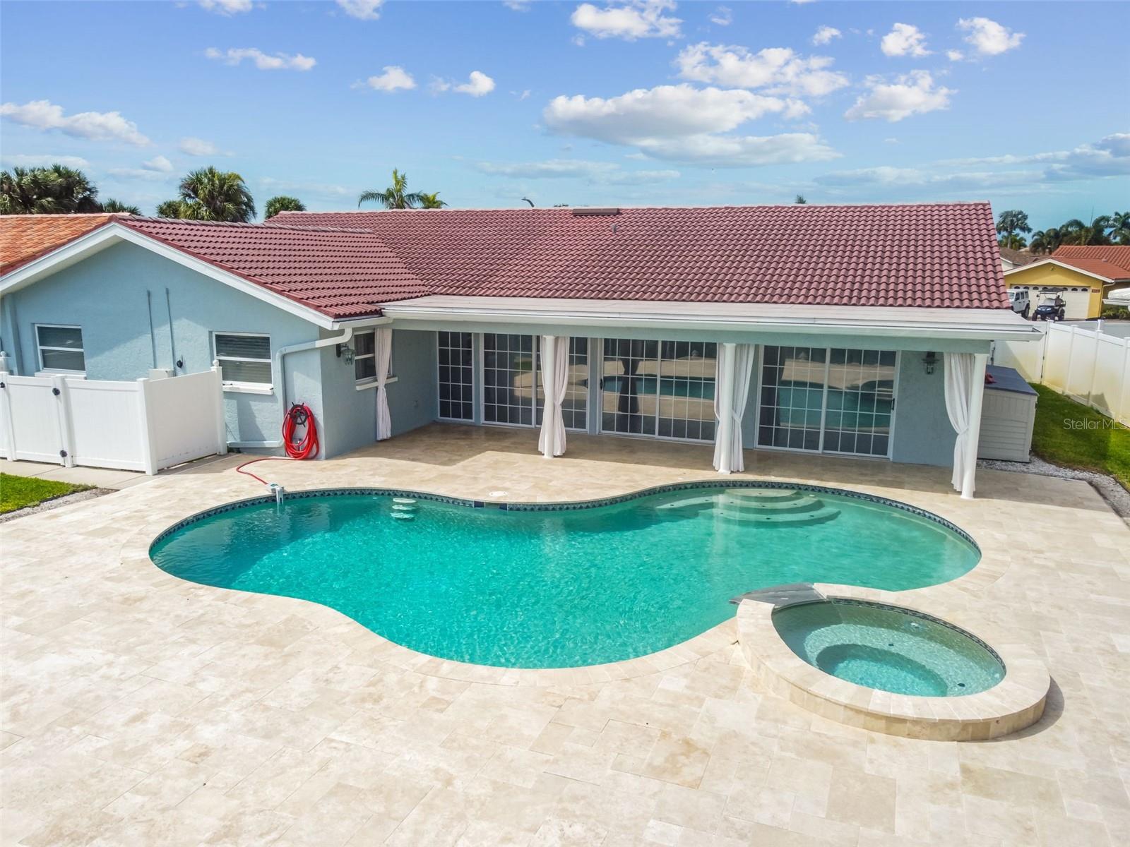 Image 57 of 81 For 4328 40th Street S