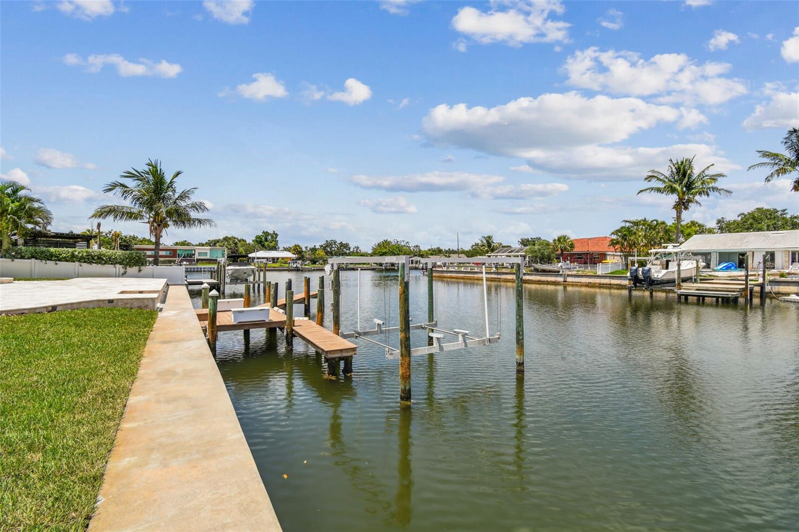 Image 68 of 81 For 4328 40th Street S