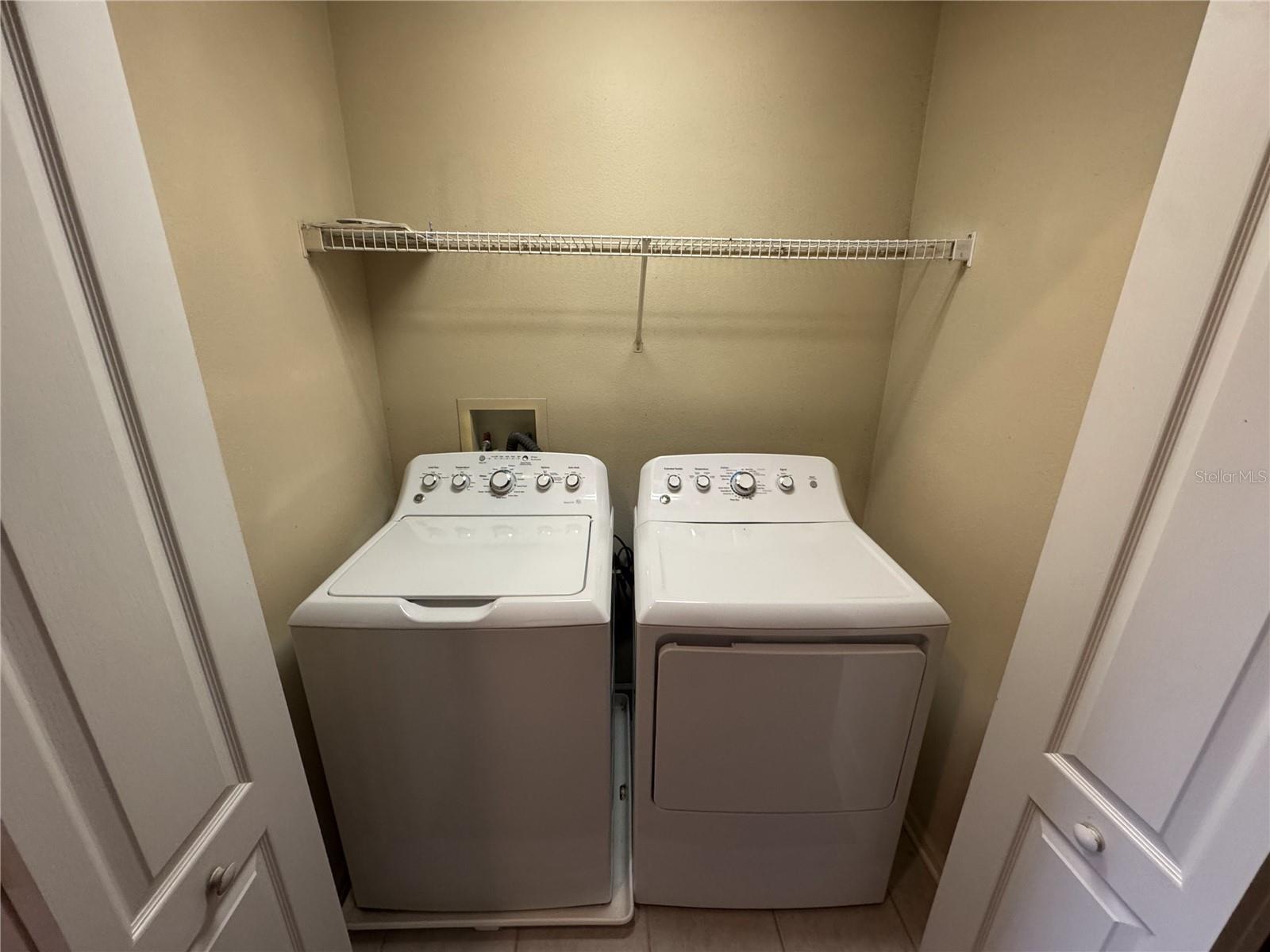 Listing photo id 10 for 2857 Conch Hollow Drive