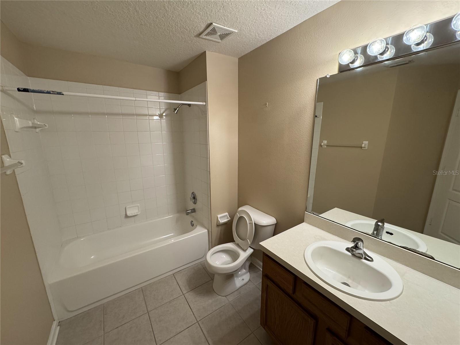 Listing photo id 24 for 2857 Conch Hollow Drive