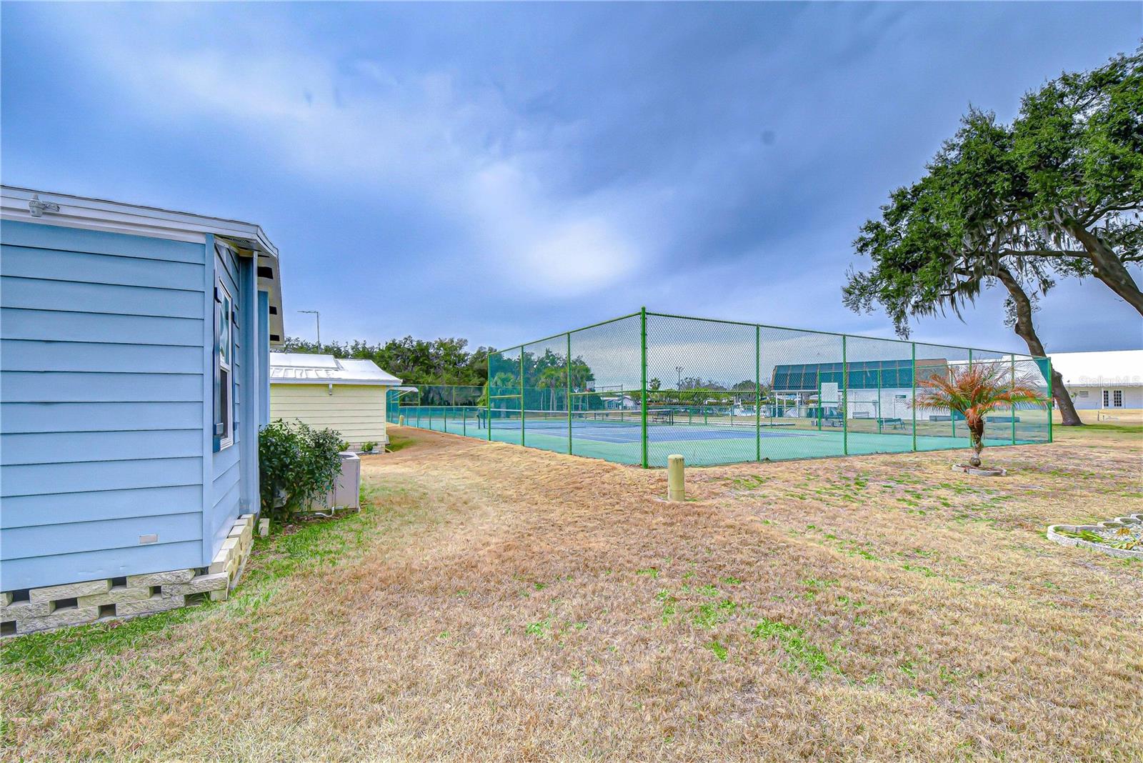 Image 13 of 81 For 35203 Makenzie Street