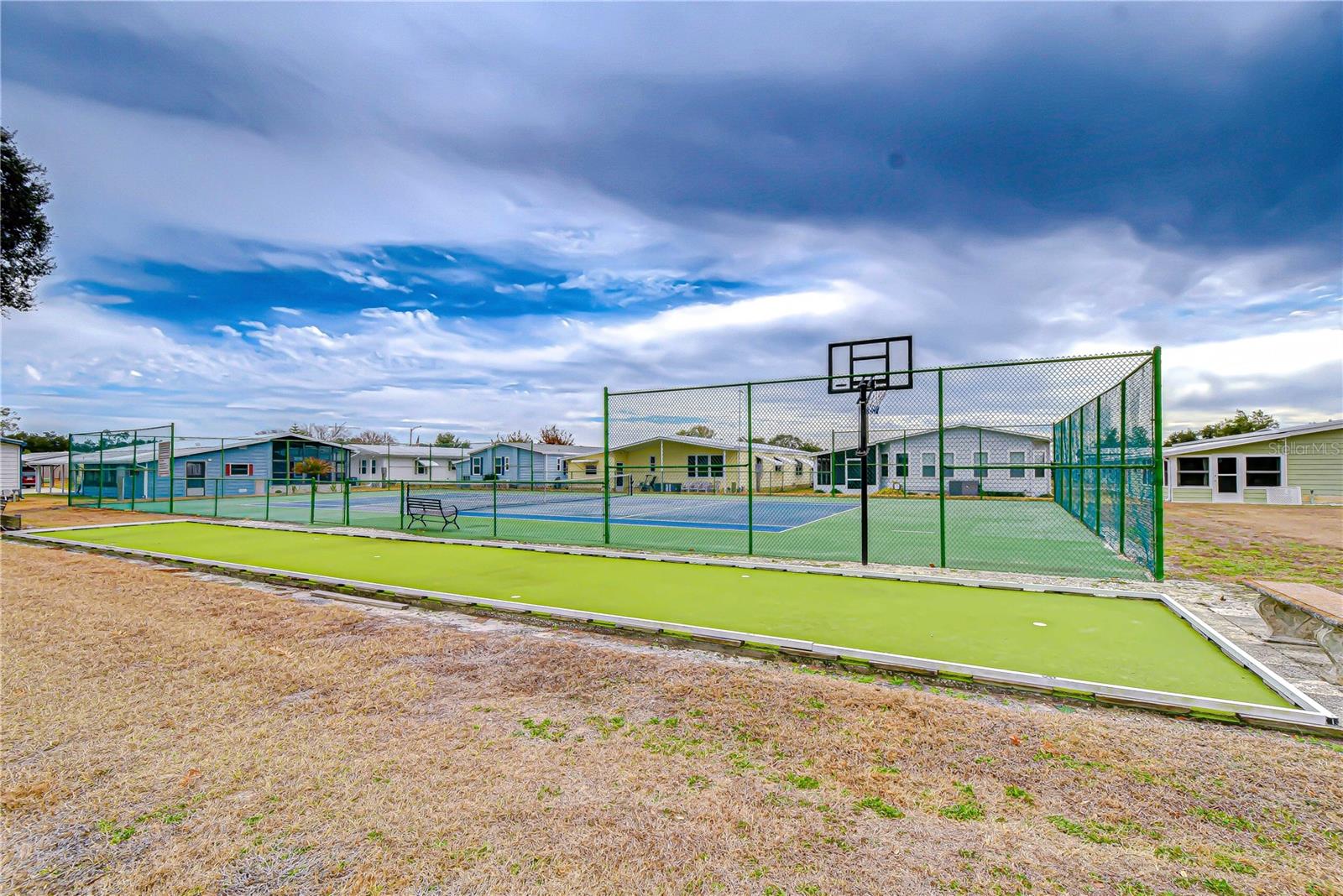 Image 29 of 81 For 35203 Makenzie Street