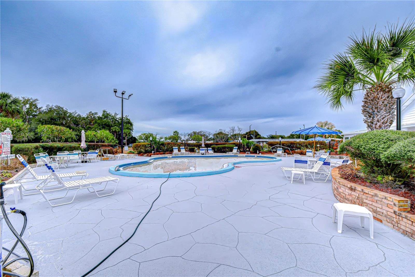 Image 30 of 81 For 35203 Makenzie Street