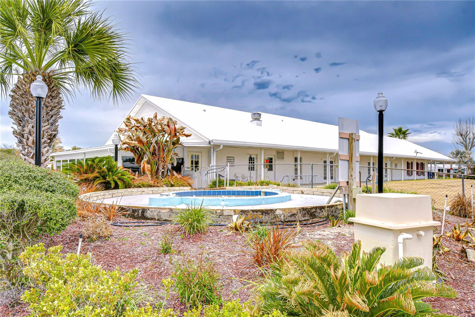 Image 31 of 81 For 35203 Makenzie Street