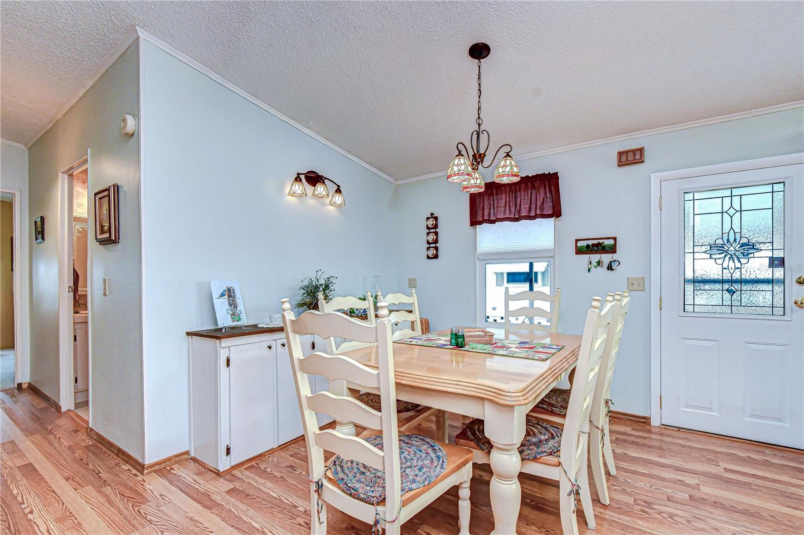 Image 41 of 81 For 35203 Makenzie Street