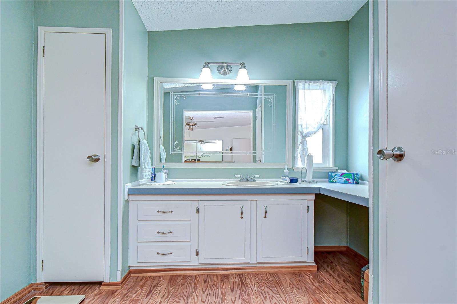 Image 45 of 81 For 35203 Makenzie Street