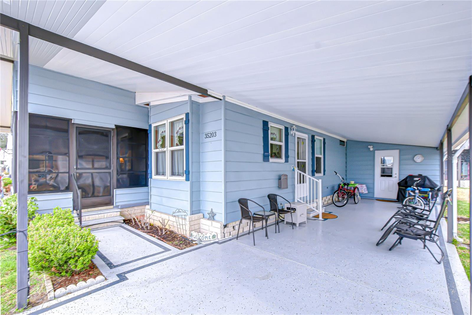 Image 5 of 81 For 35203 Makenzie Street