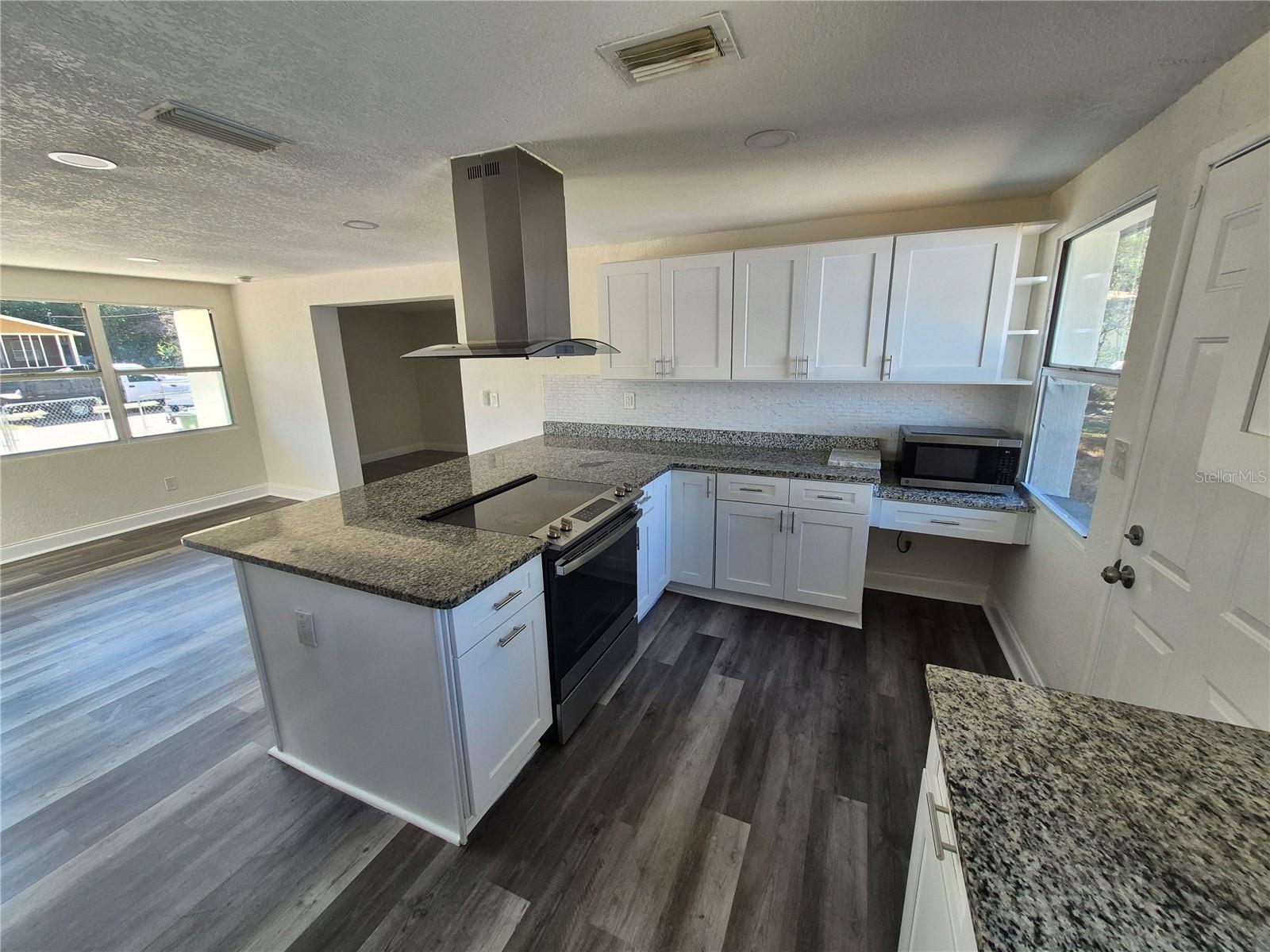 Image 4 of 23 For 3312 Ellicott Street