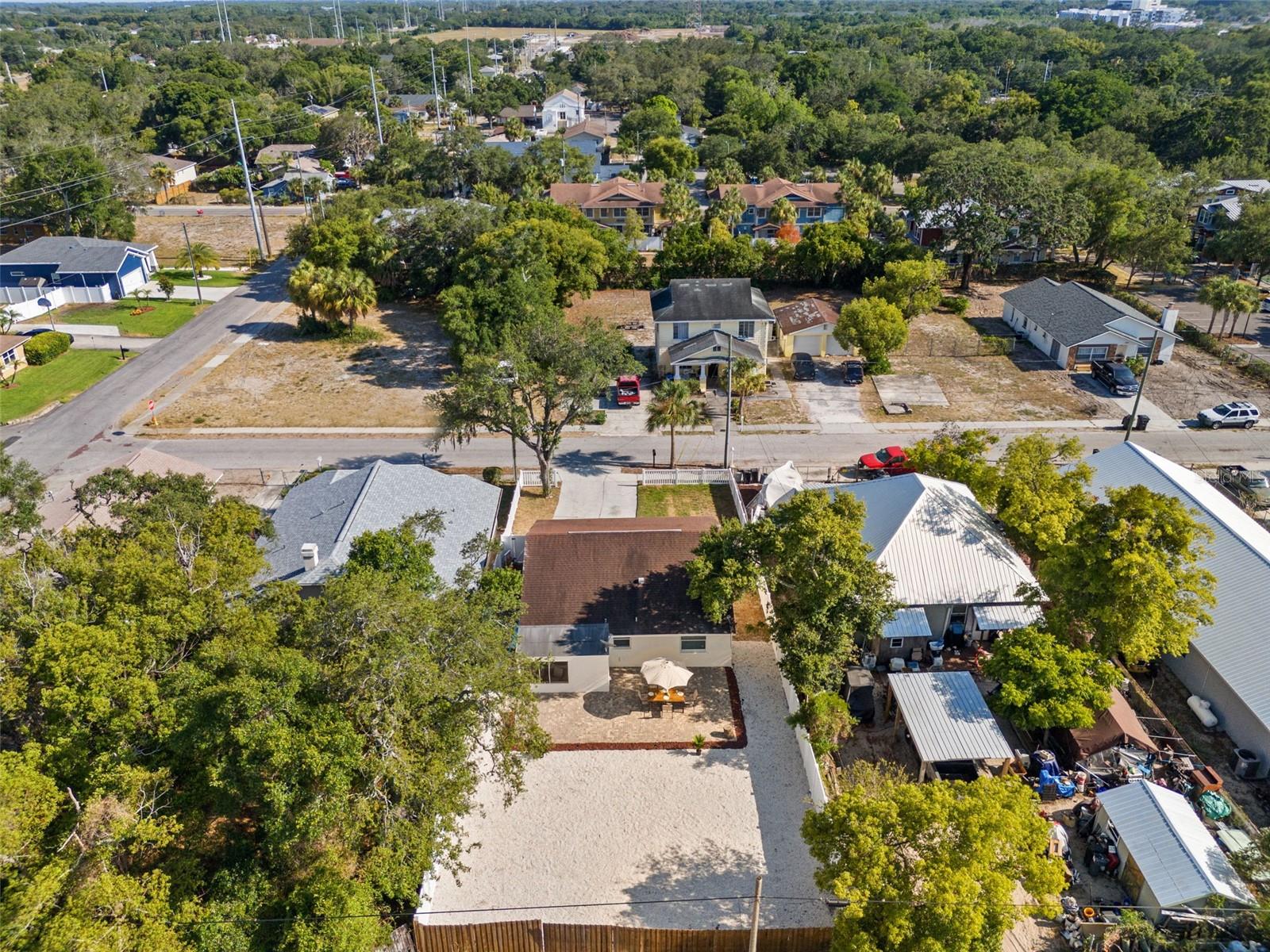 Image 22 of 24 For 439 Boyer Street