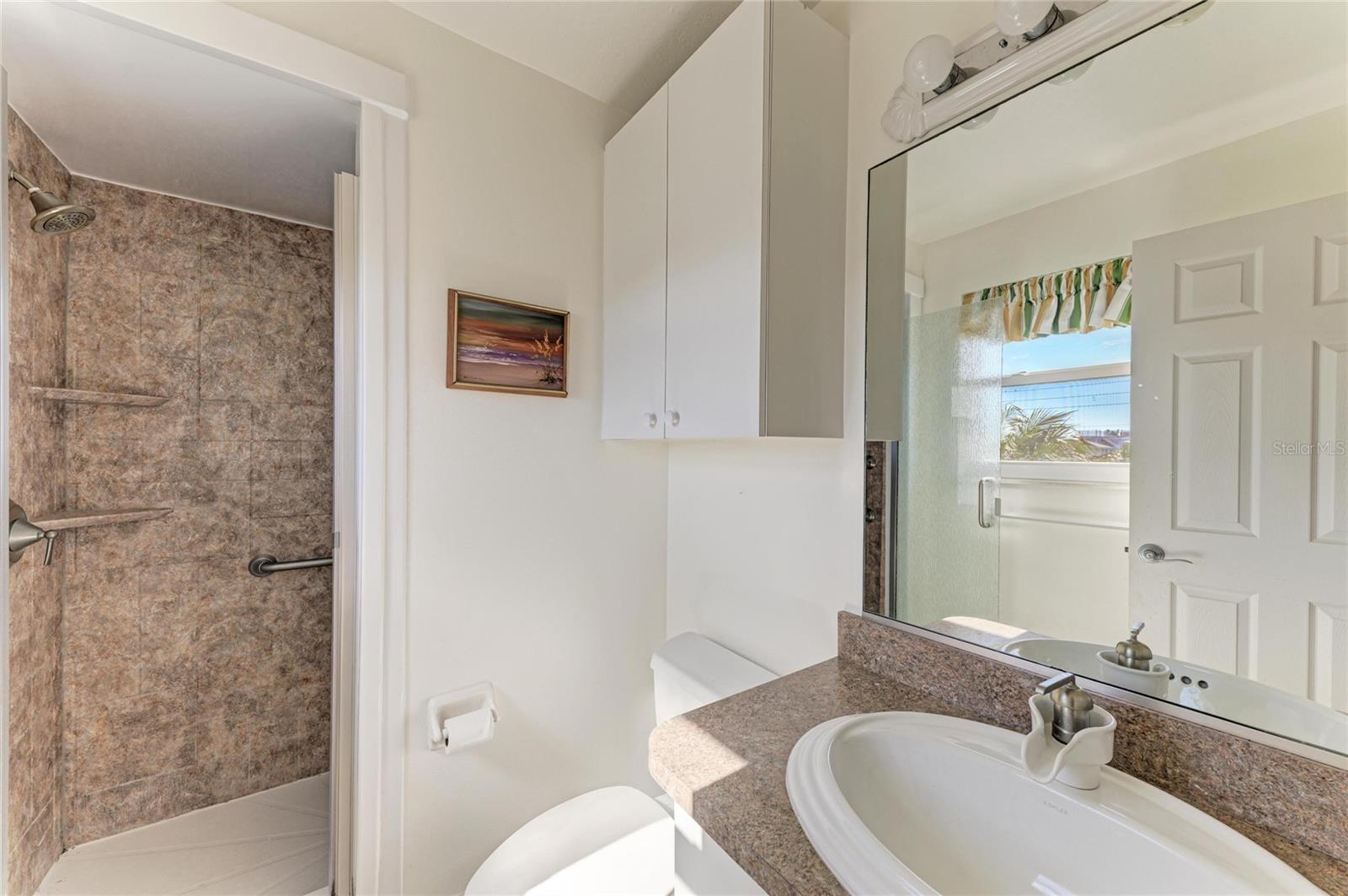 Image 25 of 56 For 872 North Shore Drive