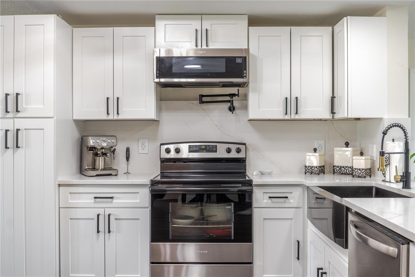 Image 18 of 39 For 4876 Shell Stream Boulevard