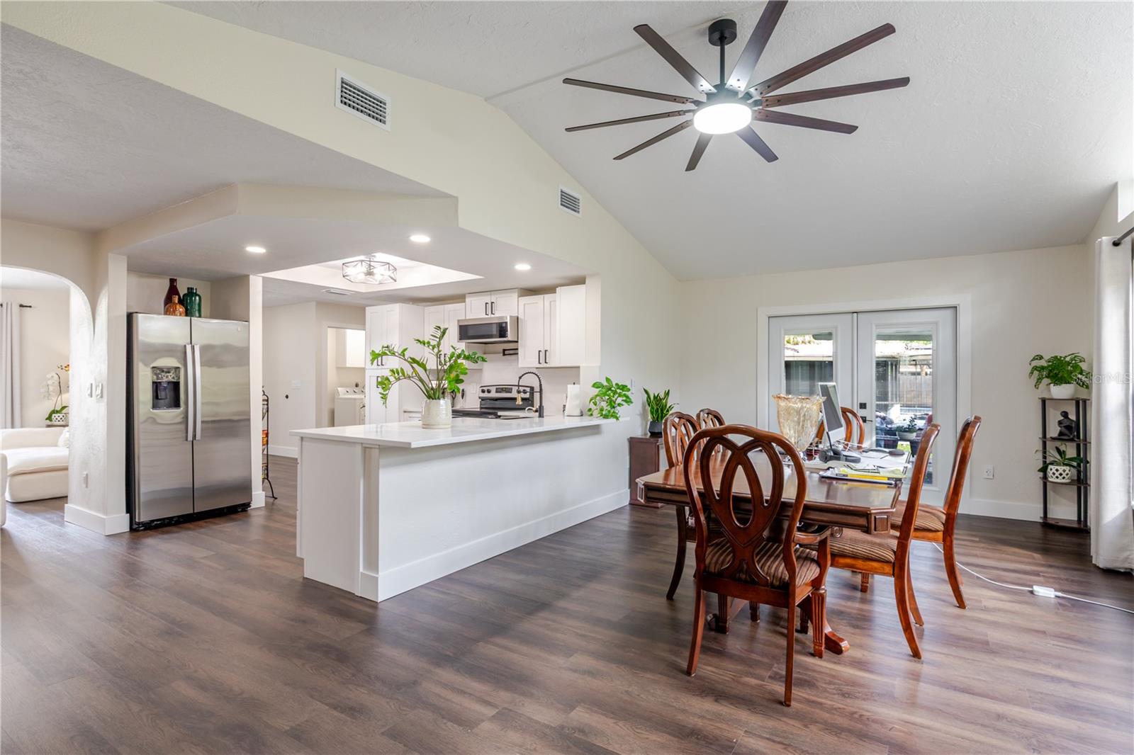 Image 25 of 39 For 4876 Shell Stream Boulevard