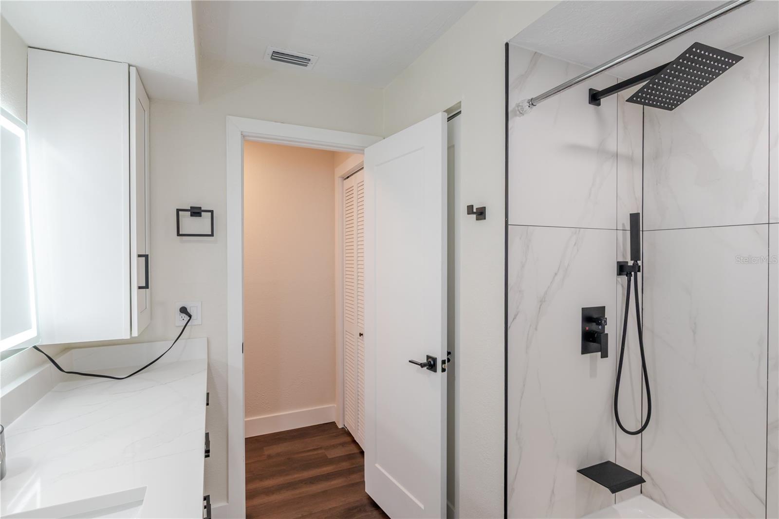 Image 33 of 39 For 4876 Shell Stream Boulevard