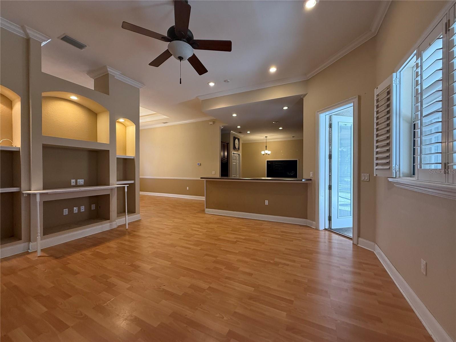 Image 4 of 25 For 4111 Mossy Oak Drive