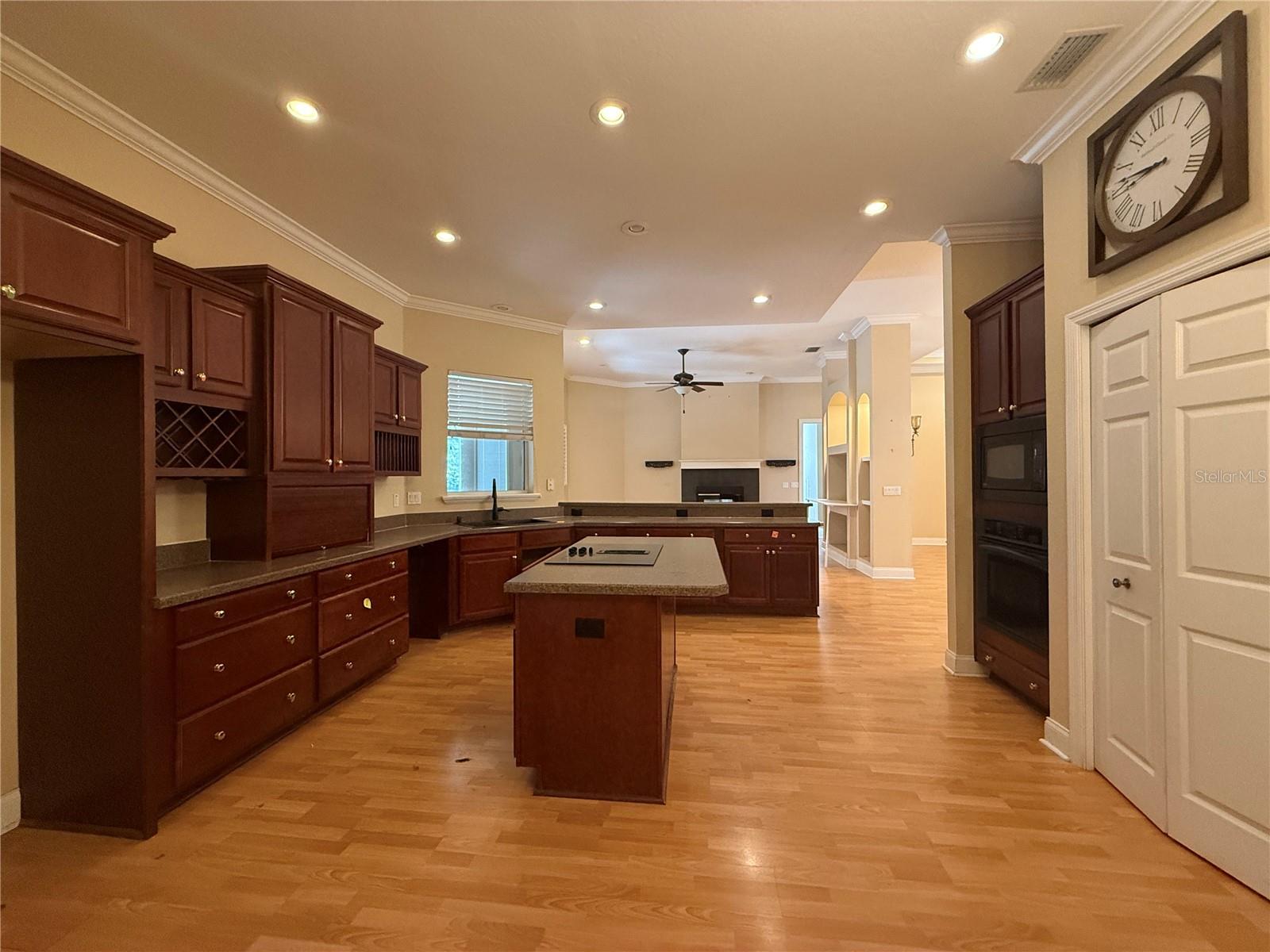 Image 6 of 25 For 4111 Mossy Oak Drive