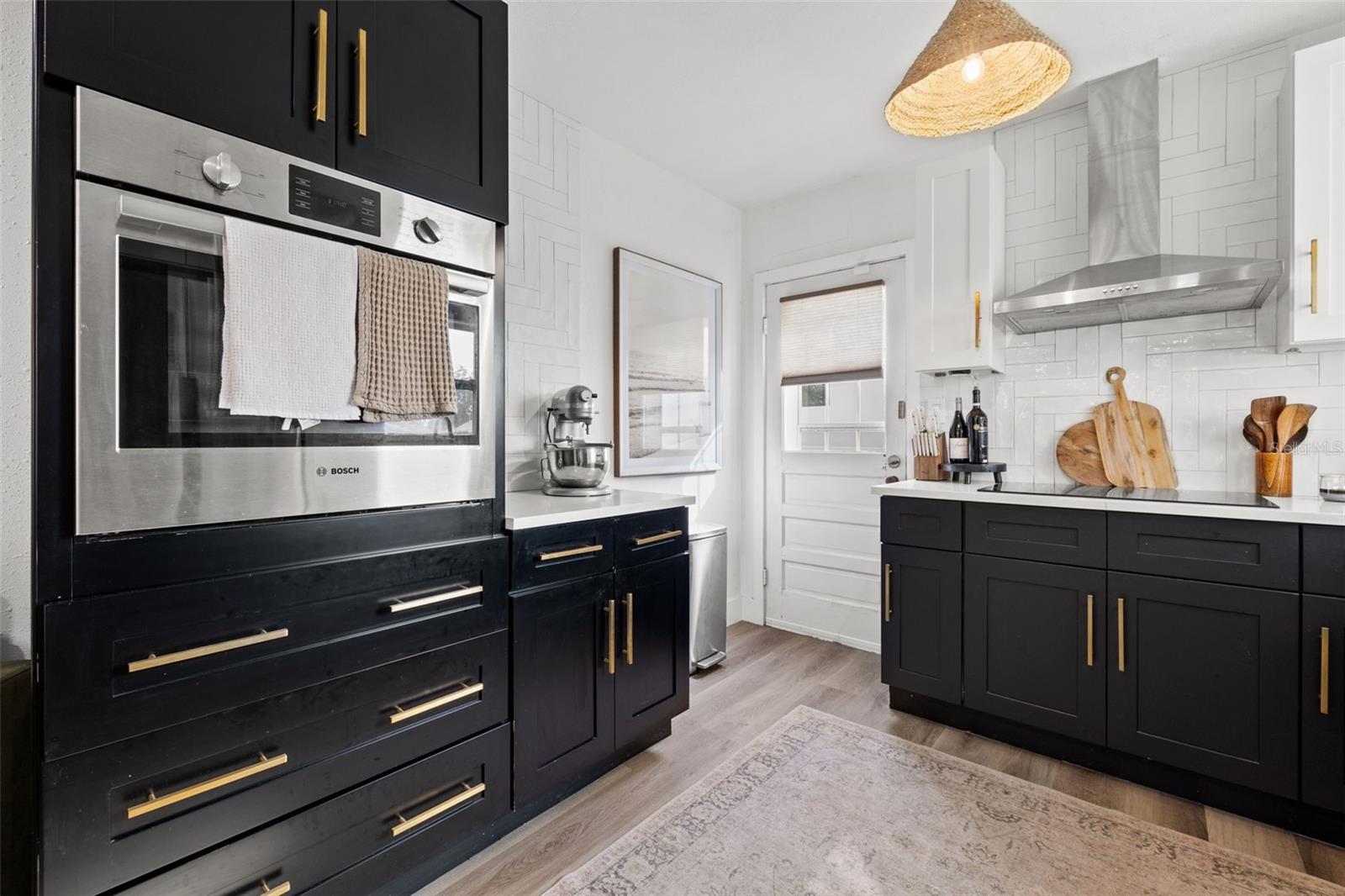 Image 13 of 27 For 3731 6th Avenue N