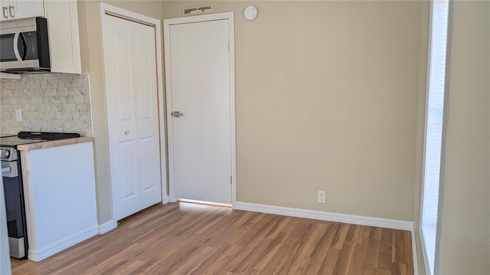 Image 17 of 66 For 3623 Whirlwind Path