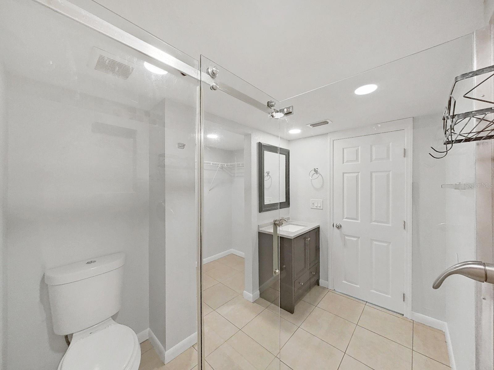 Image 20 of 36 For 5205 Drift Tide Drive