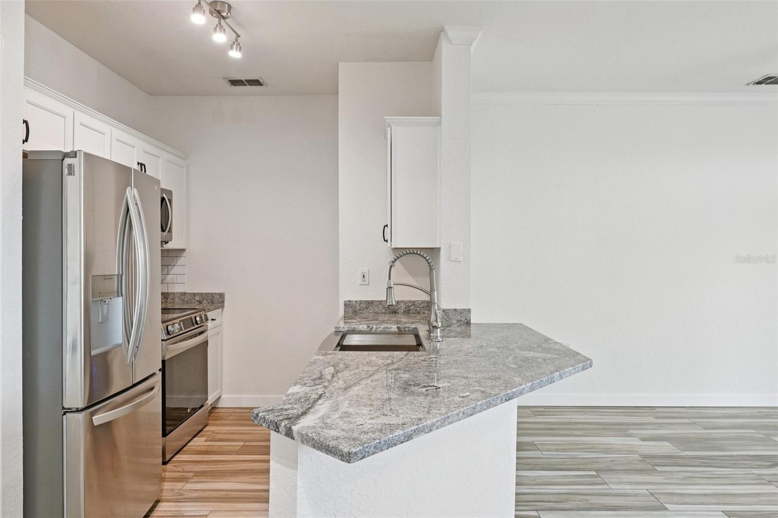 Image 12 of 78 For 5000 Culbreath Key Way 8-212