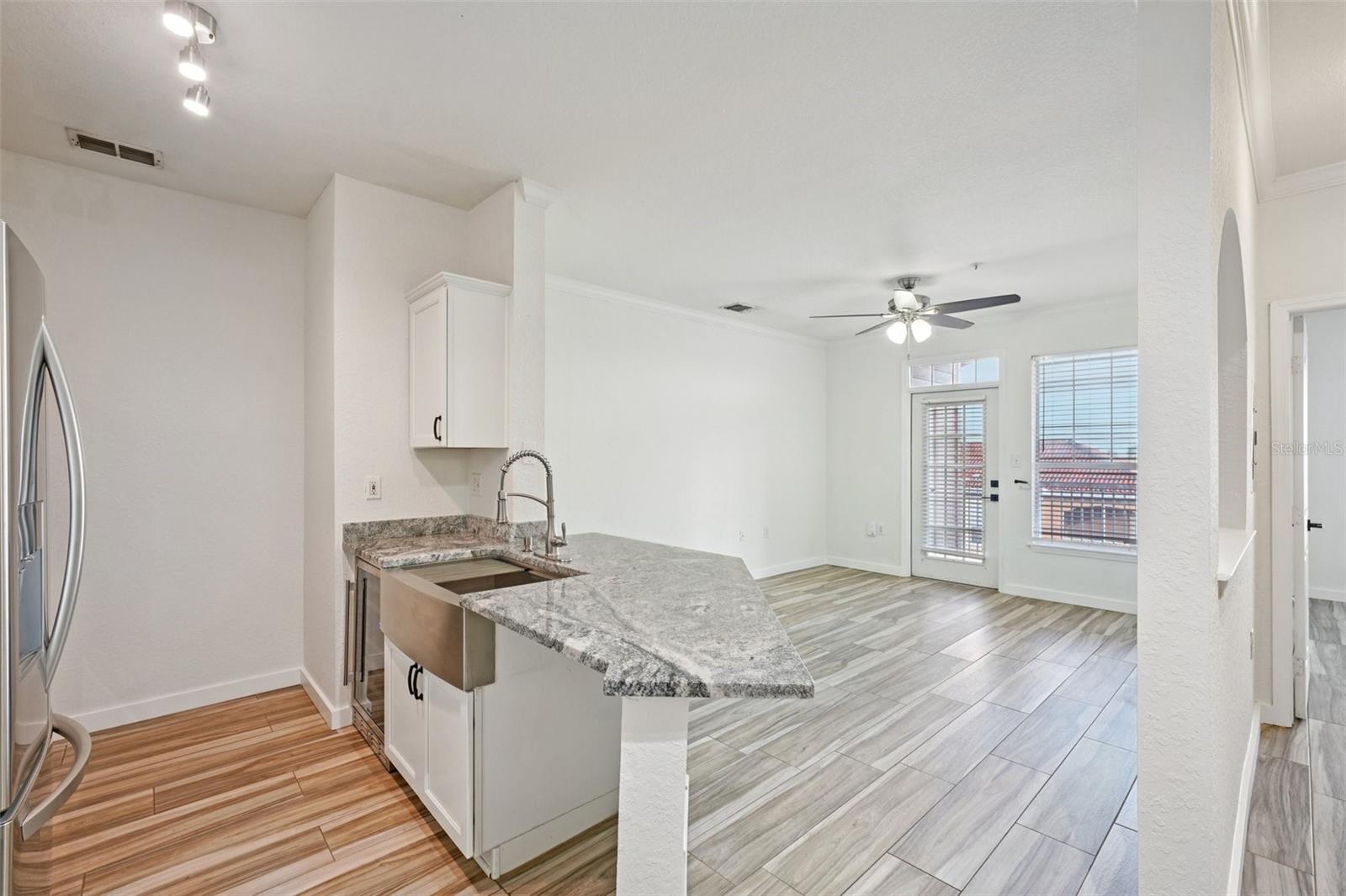 Image 14 of 78 For 5000 Culbreath Key Way 8-212