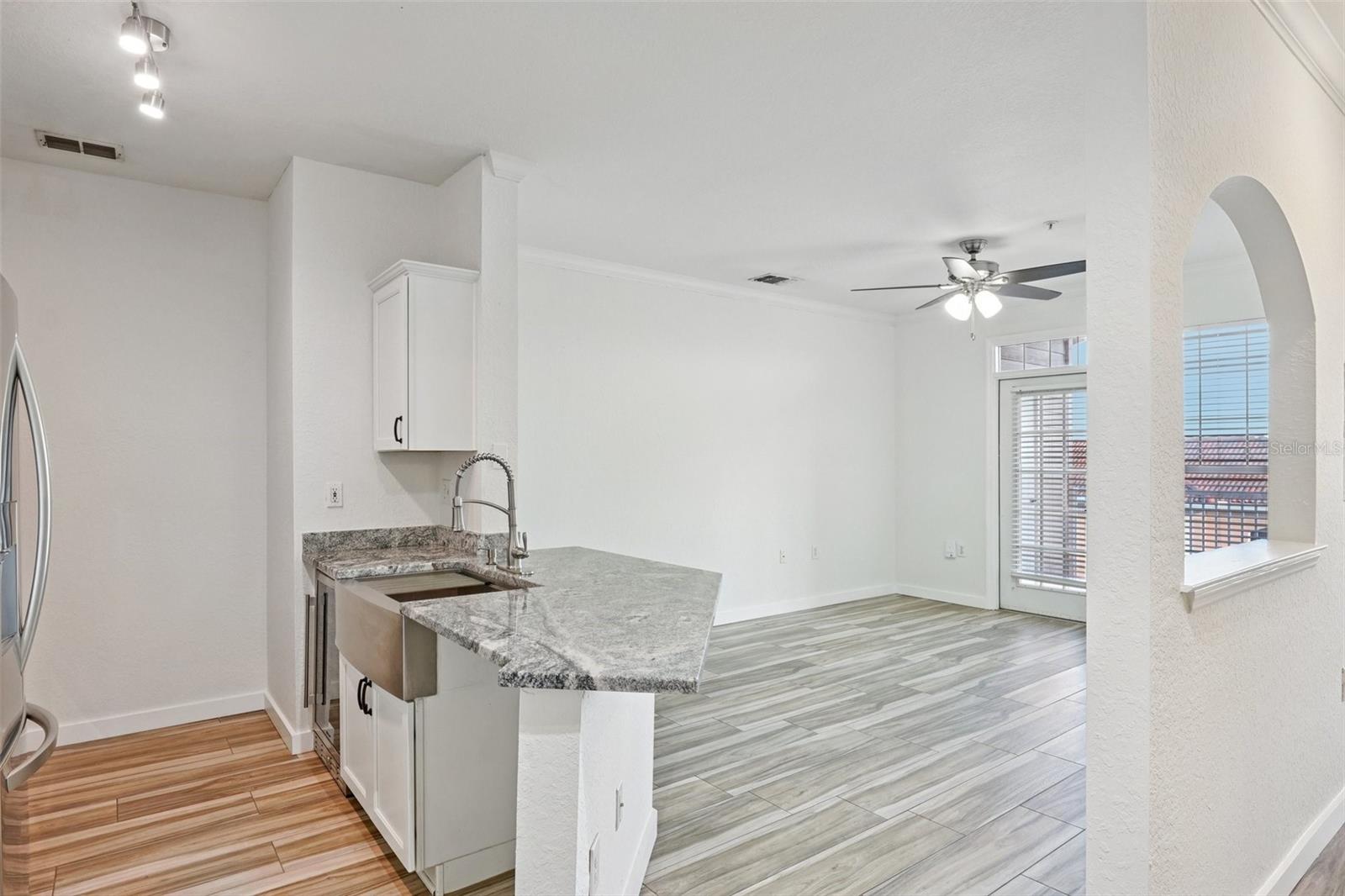 Image 15 of 78 For 5000 Culbreath Key Way 8-212