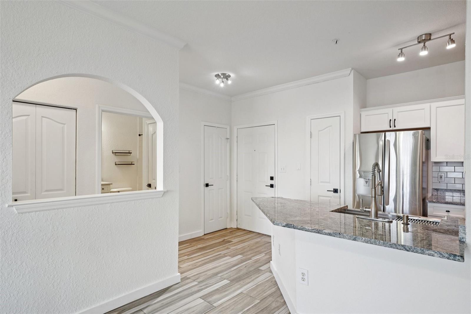 Image 16 of 78 For 5000 Culbreath Key Way 8-212