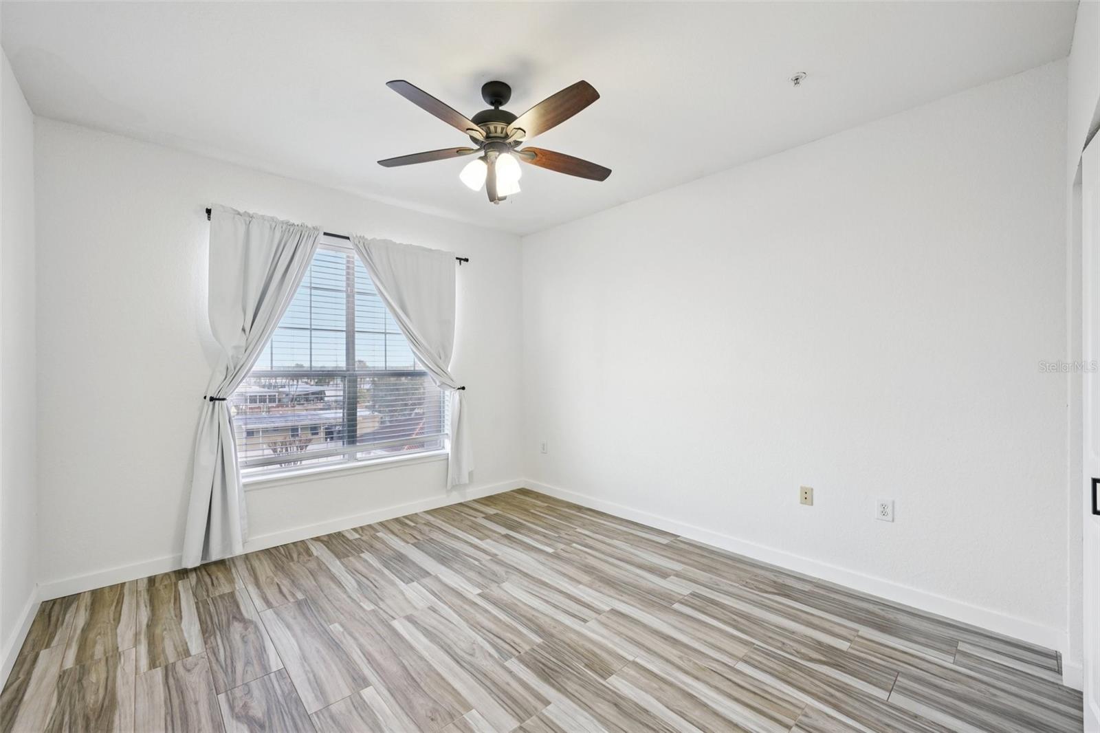 Image 31 of 78 For 5000 Culbreath Key Way 8-212