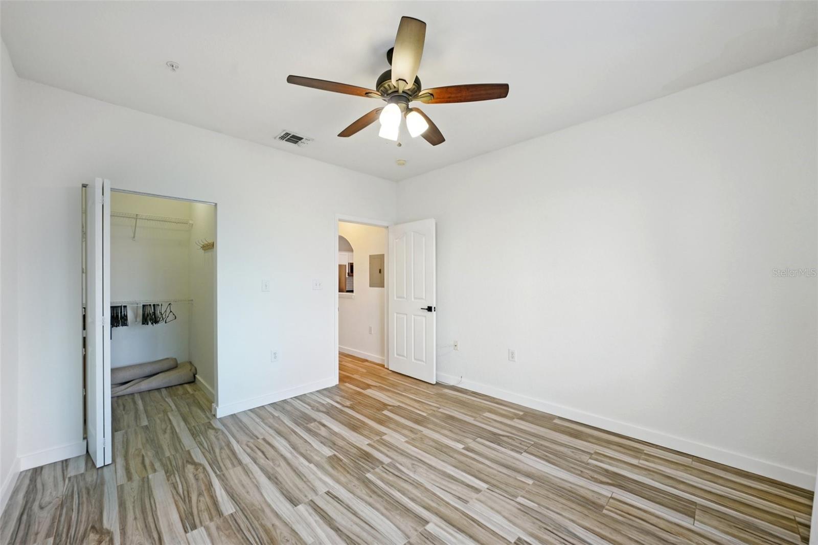 Image 34 of 78 For 5000 Culbreath Key Way 8-212