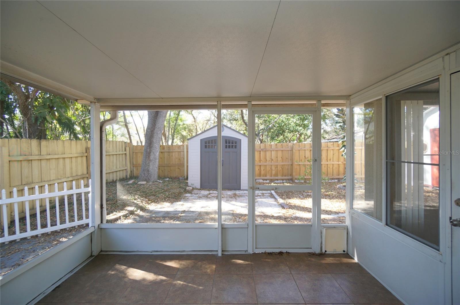 Image 17 of 20 For 6805 Sheridan Road