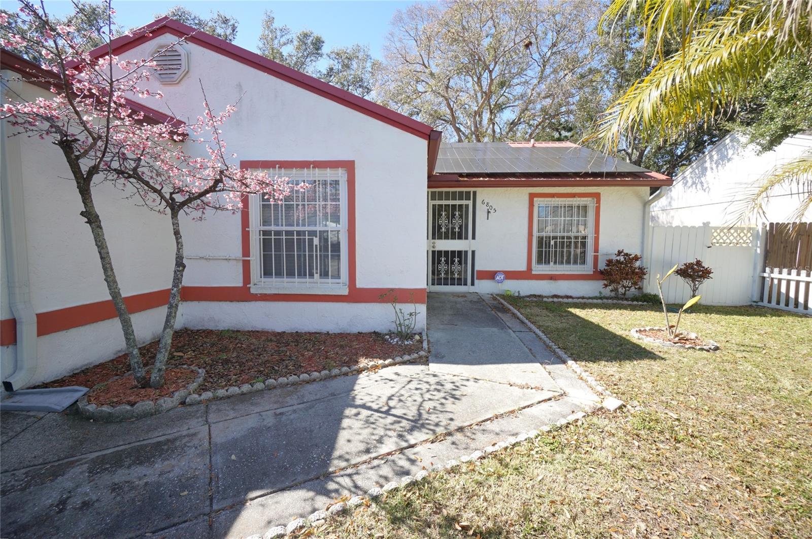 Image 2 of 20 For 6805 Sheridan Road