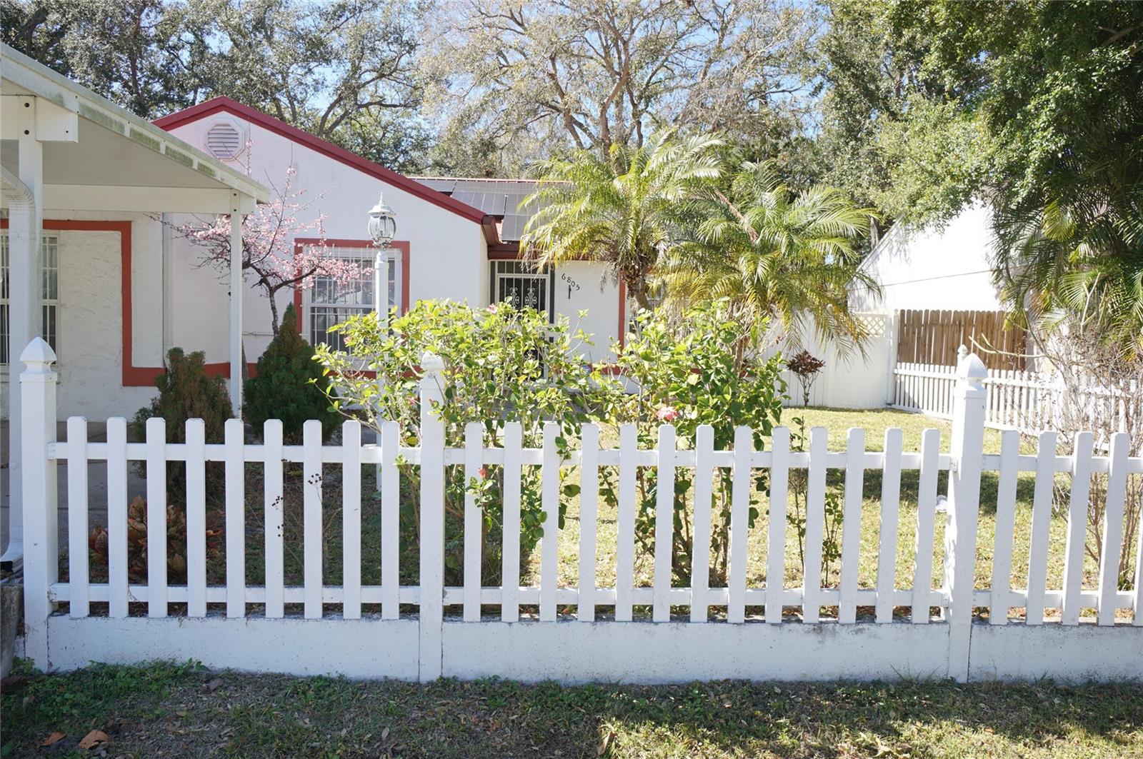 Image 20 of 20 For 6805 Sheridan Road