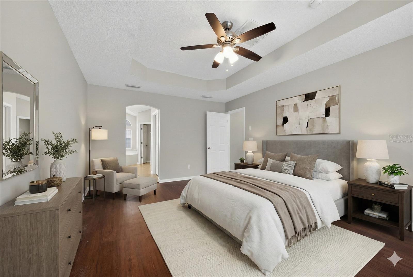 Image 4 of 36 For 14586 Zachary Drive E