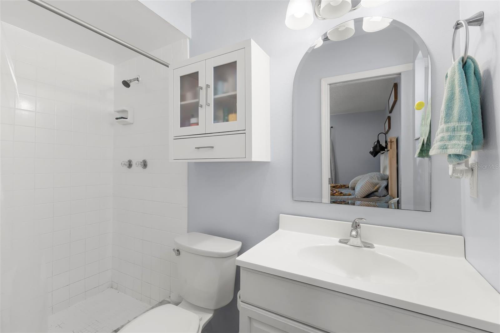 Image 21 of 35 For 9015 108th Avenue