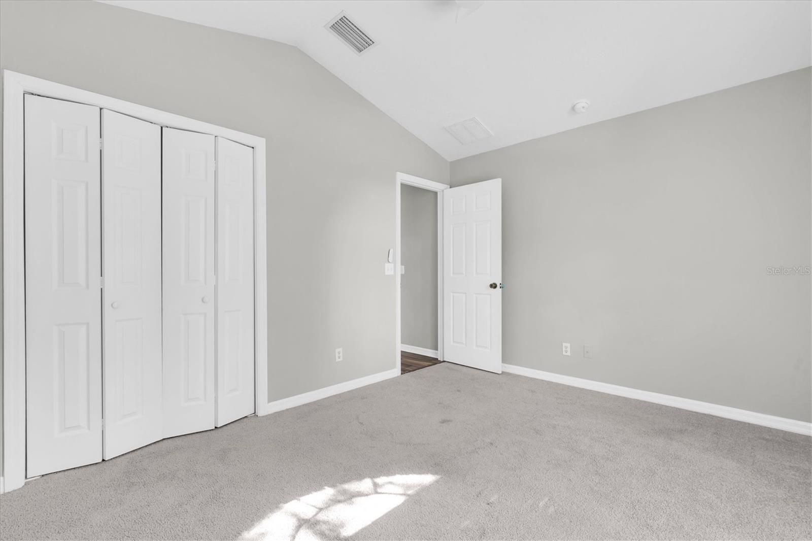 Image 24 of 38 For 16314 Bridgeglade Lane