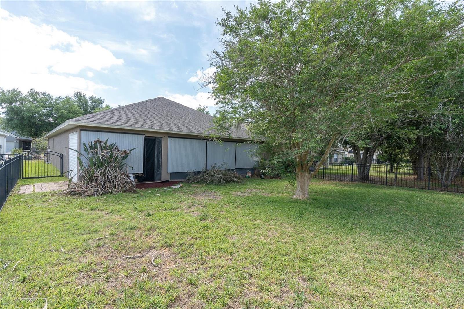 Image 32 of 38 For 16314 Bridgeglade Lane