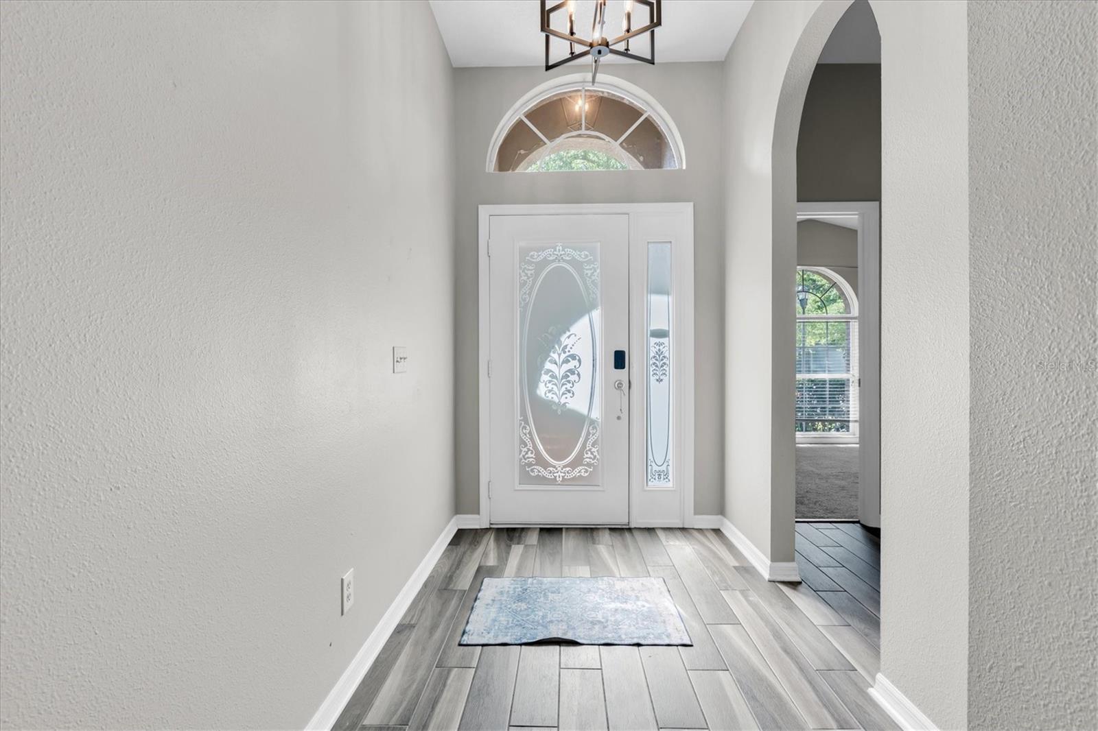 Image 4 of 38 For 16314 Bridgeglade Lane