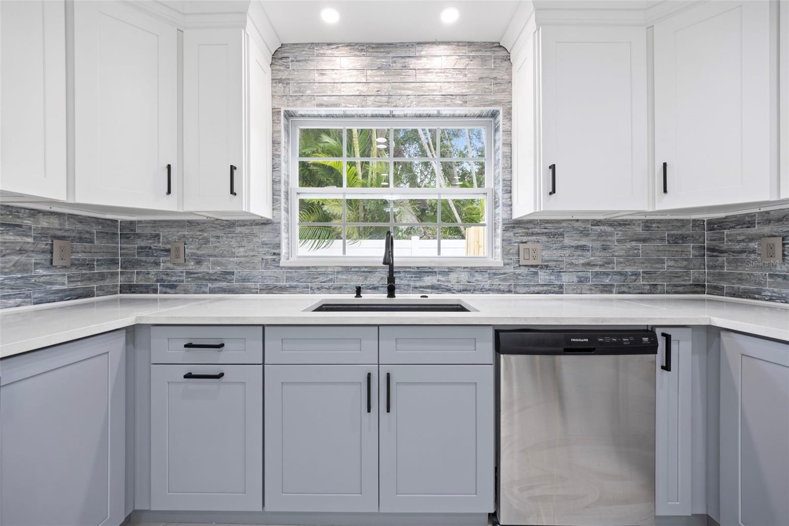 Image 16 of 59 For 1817 Oregon Avenue Ne