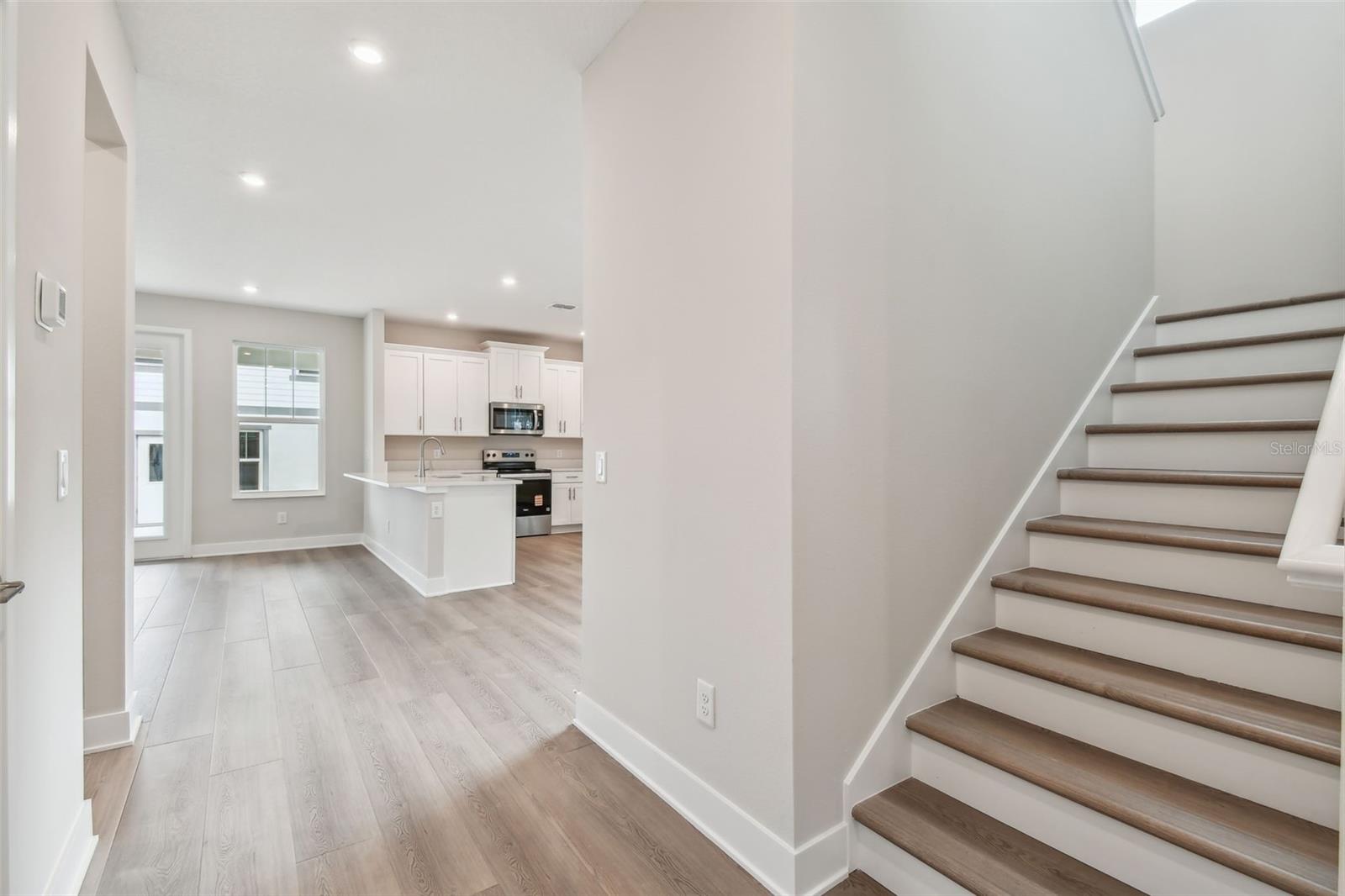 Image 16 of 40 For 5663 Dartmouth Avenue N