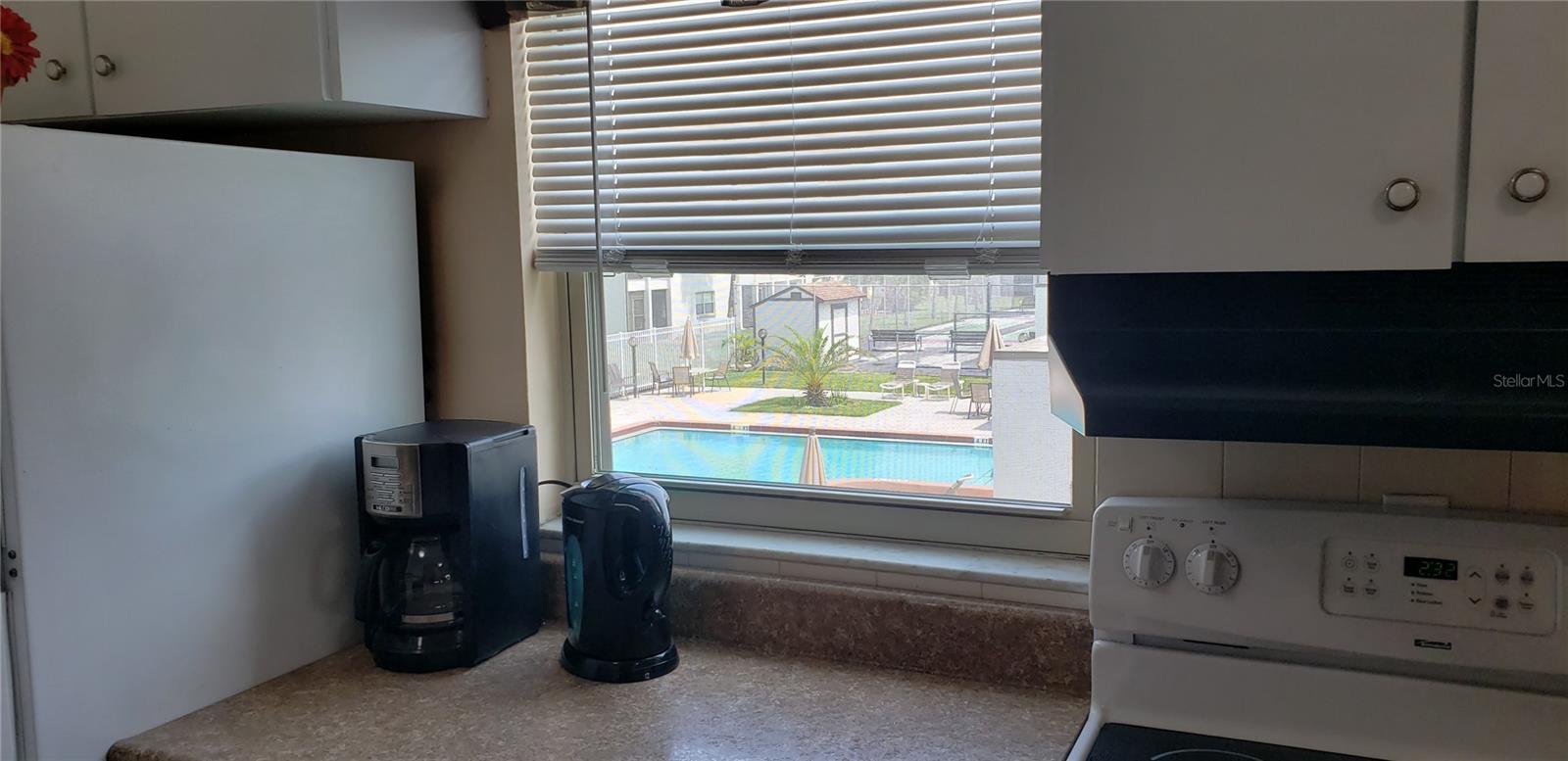 Image 13 of 28 For 7701 Starkey Road 102